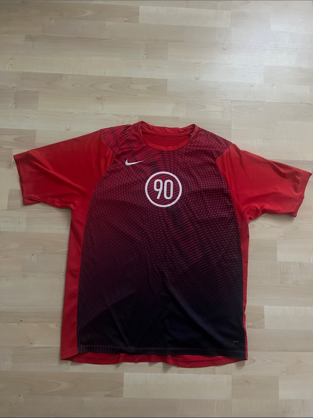 Nike Red and Black Gradient 'Total 90' Sports Tee